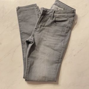 Old Navy Size 2 Grey Super Skinny Jeans